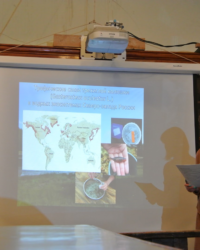 Anna reports on diet of stickleback at the Stickleback Day 2014. Ph.: D. Lajus